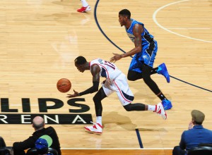 Dennis Schröder kommt gegen Orlando auf vier Punkte.