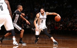 Deron Williams und Brooklyn konnten die schwach besetzten Spurs schlagen.