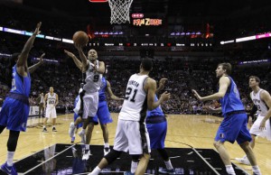 Spielentscheidender Mann im siebten Spiel gegen Dallas: Spurs-Playmaker Tony Parker.