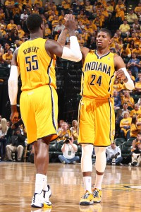 Roy Hibbert und Paul George feierten mit Indiana den Auftaktsieg.