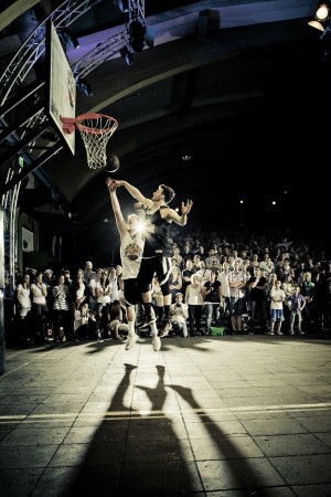 Action_(c)Lorenz Holder_Red Bull Content Pool_P-20120522-00103_News