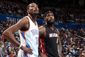 Wer wird zum besseren Small Forward gewählt: Kevin Durant oder LeBron James?
