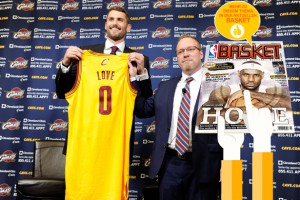 Kevin Love bei seiner Vorstellung in Cleveland. (Foto und Titelfoto: Getty Images)