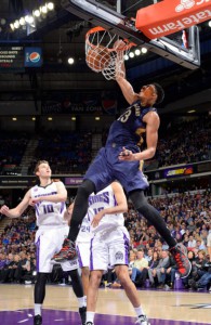 "AD" versenkt 56,8 % seiner Würfe aus dem Feld (NBA-Rang 8)!