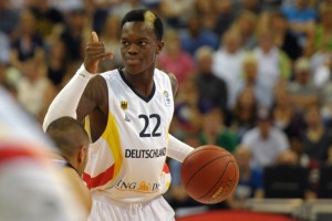 Dennis Schröder wird das deutsche Team bei der "Heim-EM" anführen (Foto: Imago)