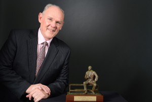 Der "Coach of the Year 2013" übernimmt die Sacramento Kings (Foto: Getty Images)