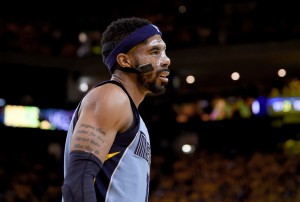 Auch mit Maske gut drauf: Mike Conley (Foto: Getty Images)