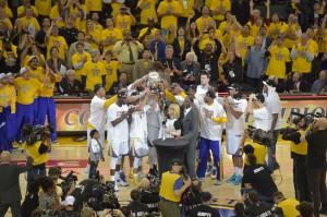 Die Warriors stehen nach 40 Jahren erstmals wieder im Finale (Foto: Getty Images)