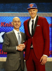 Die Knicks wählten Kristaps Porzingis aus (Foto: Getty Images)