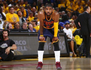 Kyrie Irving wird 2015 wahrscheinlich nicht mehr spielen (Foto: Getty Images)