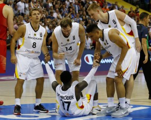 Dennis Schröder und das deutsche Team verpassten denkbar knapp das Achtelfinale (Foto: Getty Images)