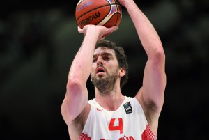 Pau Gasol konnte auch in schwierigen Spielphasen immer wieder den Weg an die Linie finden. (Foto: Getty Images)
