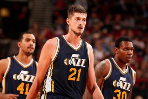 Tibor Pleiss startet in seine erste NBA-Saison (Foto: Getty Images)