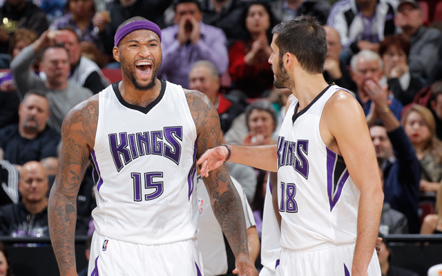 DeMarcus Cousins von den Sacramento Kings bejubelt einen Korb.