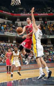 Gegen die Pacers steuerte Paul Zipser sieben Punkte bei (Foto: Getty Images).