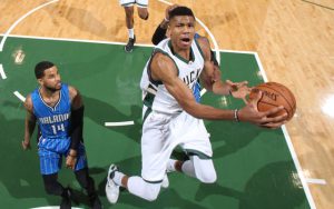 Giannis Antetokounmpo erzielte gegen die Milwaukee Bucks das sechstes Triple-Double seiner Karriere. (Foto:Getty Images).