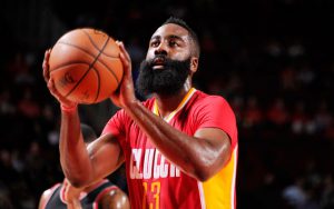 James Harden von den Houston Rockets nimmt im NBA-Spiel gegen Portland einen Freiwurf.