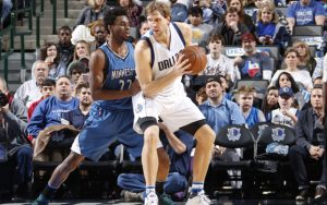Dirk Nowitzki verhilft seinen Mavs mit 17 Zählern zum Sieg gegen die Timberwolves (Foto: Getty Images).