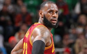 Zum sechsten Mal in Folge verliert LeBron James in Salt Lake City (Foto: Getty Images).