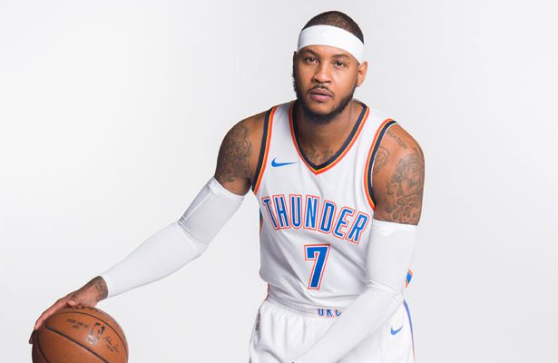 Carmelo280917 NBA-Star Carmelo Anthony im Trikot seines neuen Teams Oklahoma City Thunder.