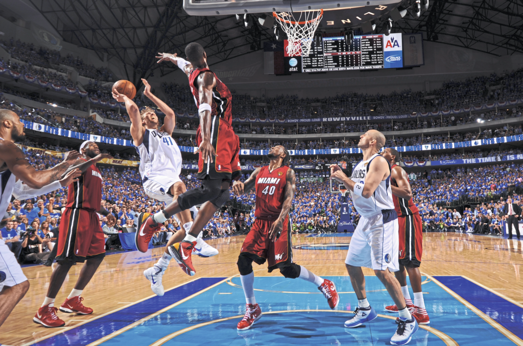 Dirk Nowitzki im Anflug auf den Korb! (Fotocredit: Getty Images)